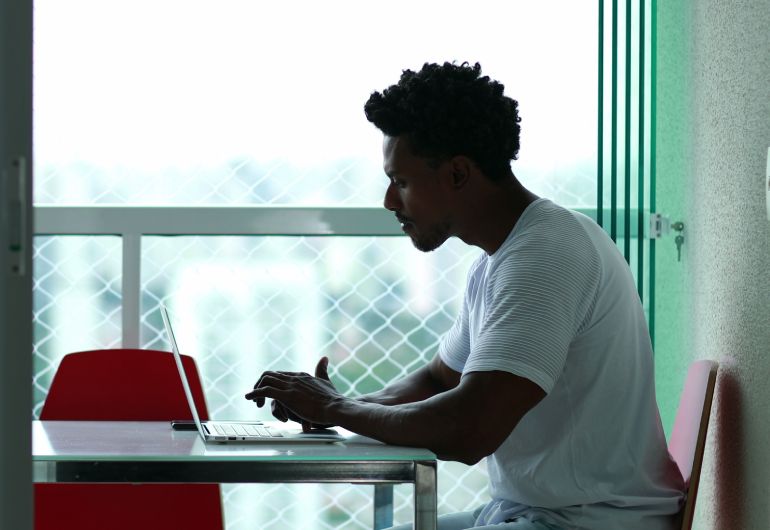Maio na sala de aula: as principais datas comemorativas do mês para inspirar seu planejamento